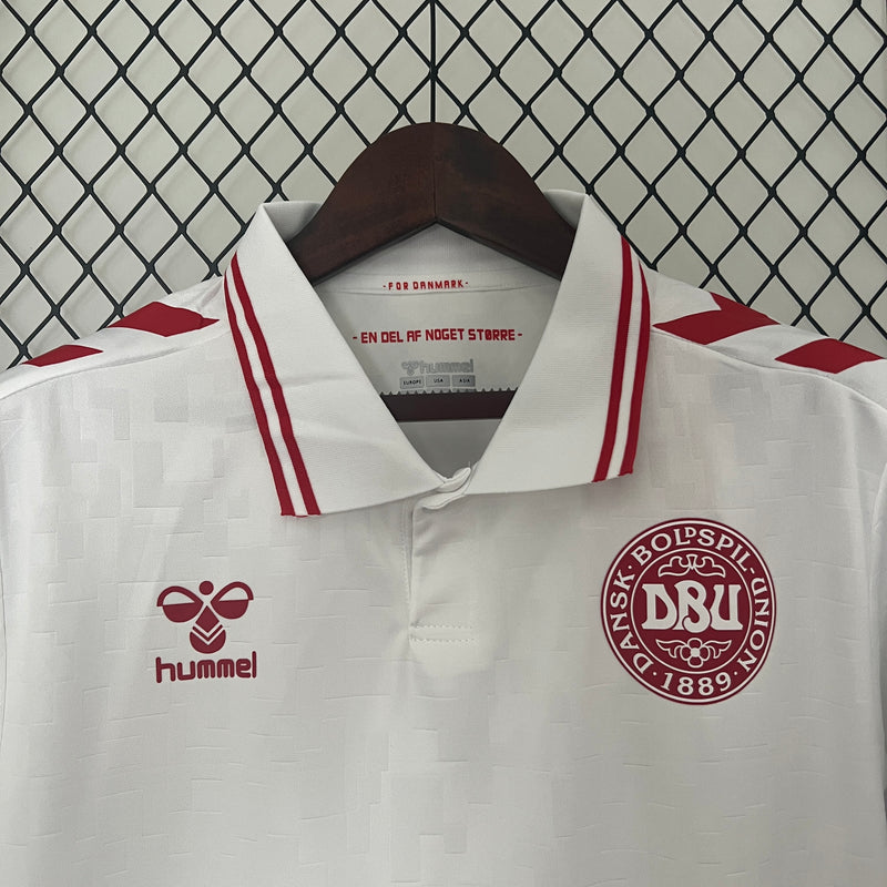 Camisa II Dinamarca 24/25 - Hummel