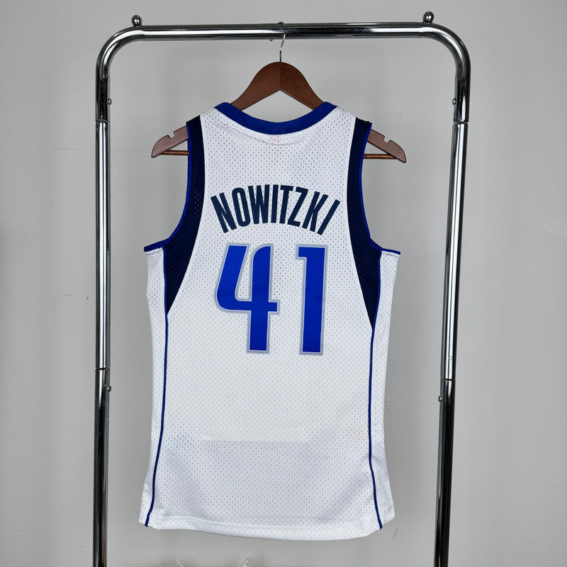 Dallas Mavericks Hardwood Classics 2010/11 - NOWITZKI - Mitchell & Ness